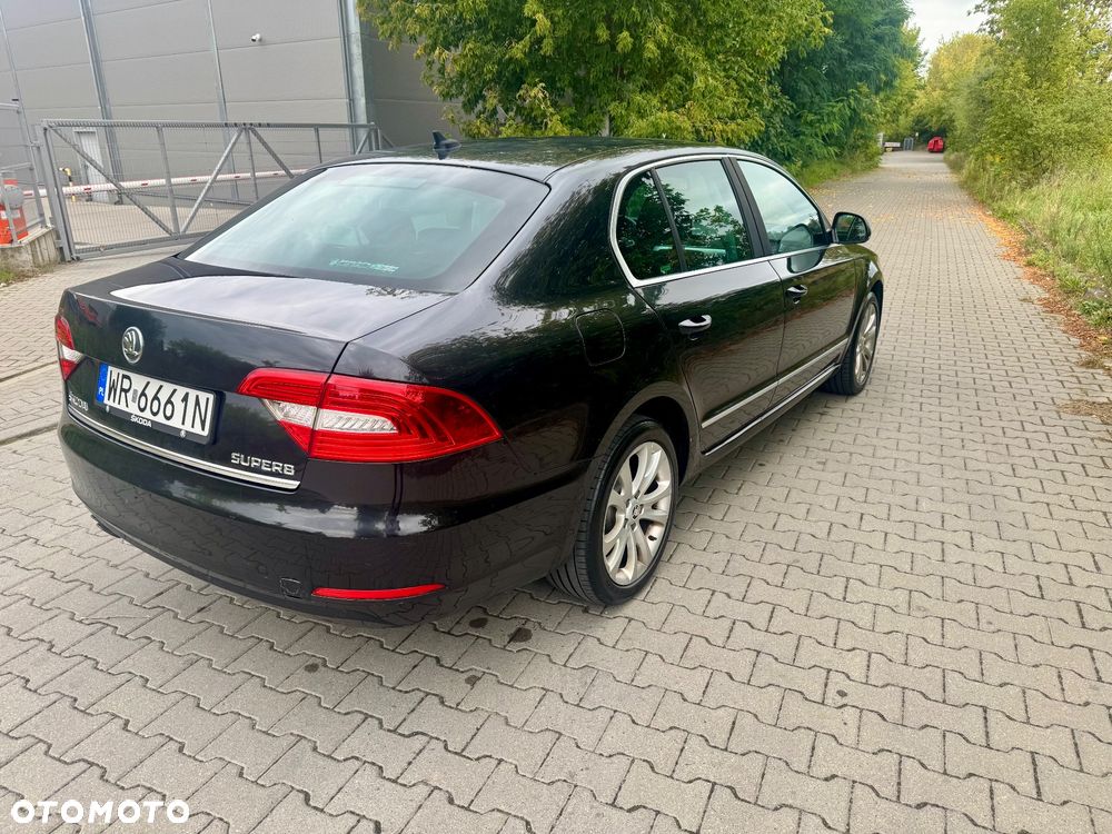 Skoda Superb 1.8 TSI Business DSG - 22