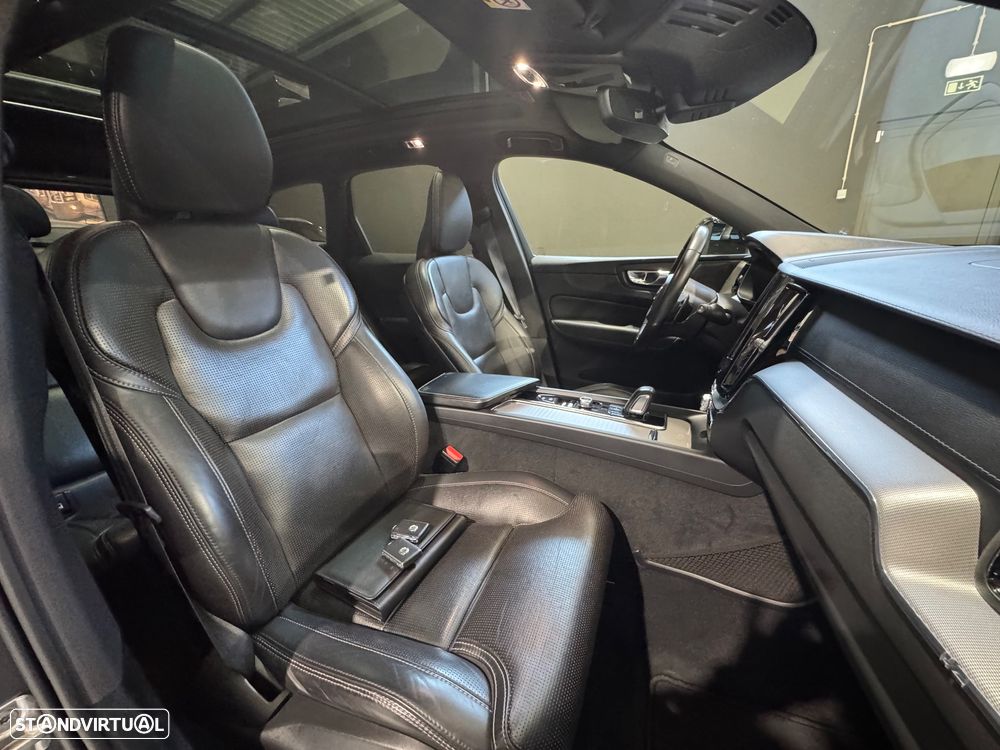Volvo XC 60 2.0 B5 R-Design AWD - 41