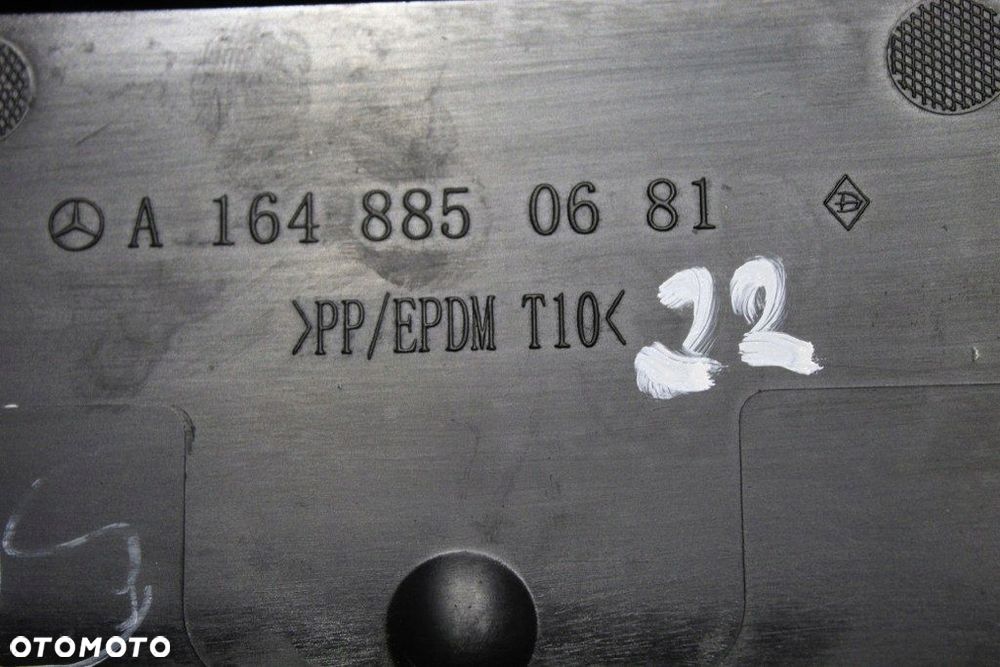 Mercedes ML 164 Ramka Pod Tablicę Rejestracyjną Ła - 2