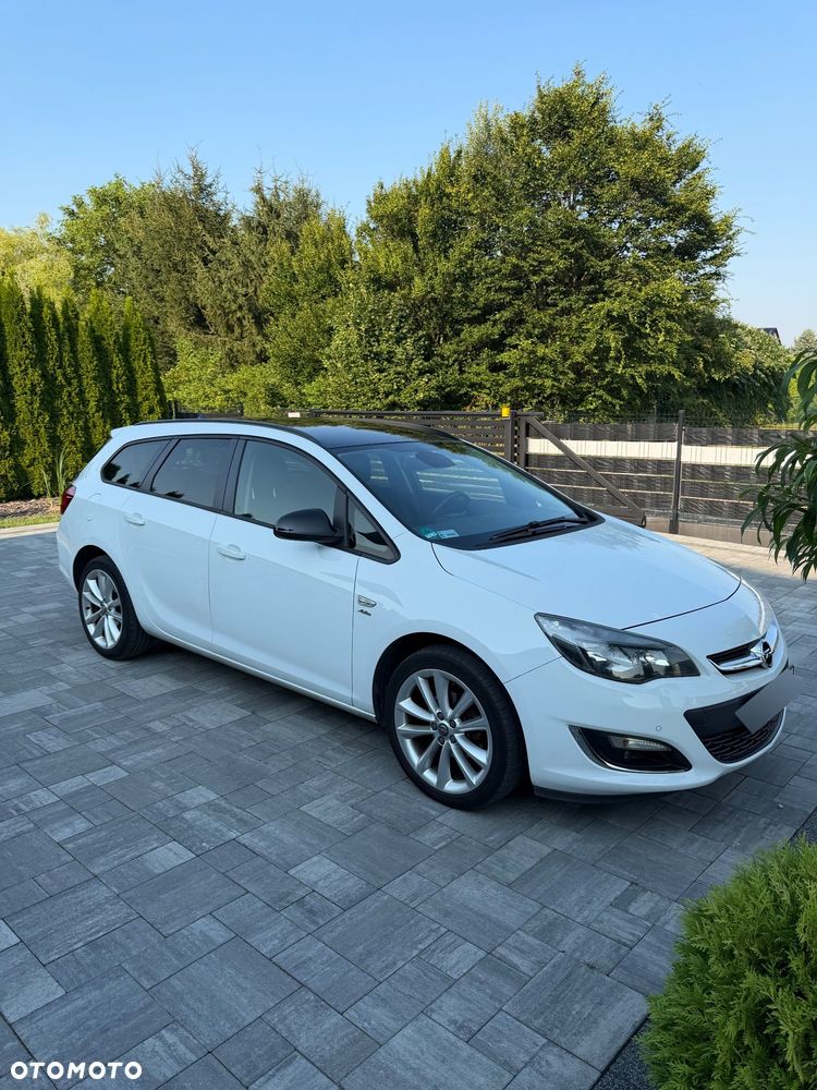 Opel Astra 1.4 T Sport - 1