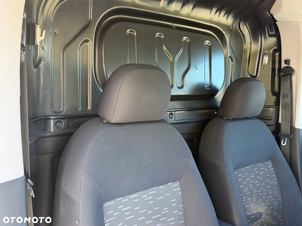 Opel Combo - 20