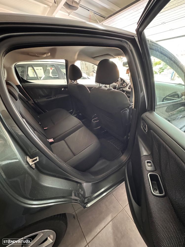 Peugeot 207 120 Sport - 17