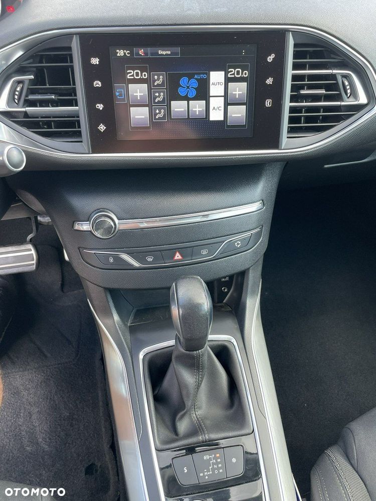 Peugeot 308 - 19