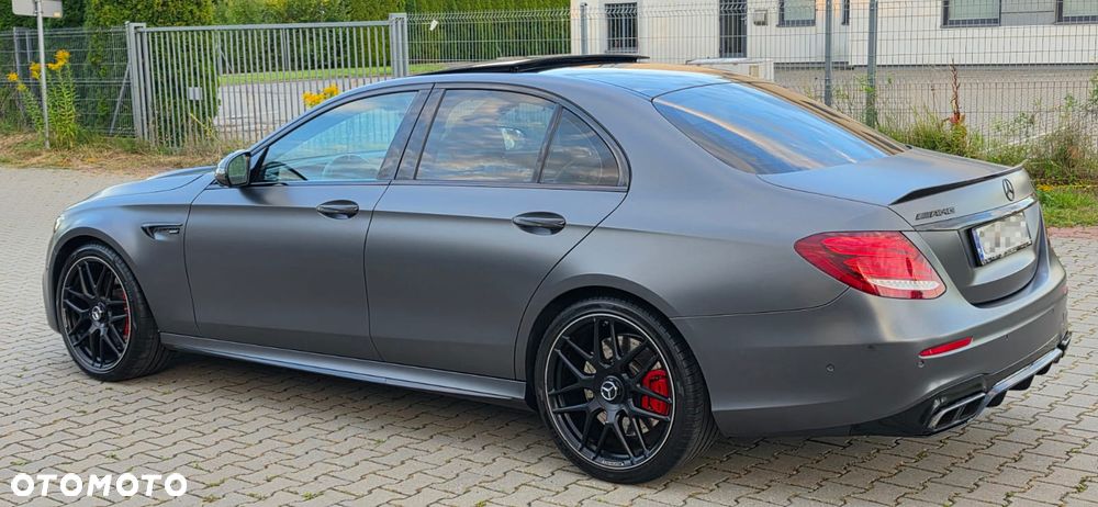 Mercedes-Benz Klasa E - 2