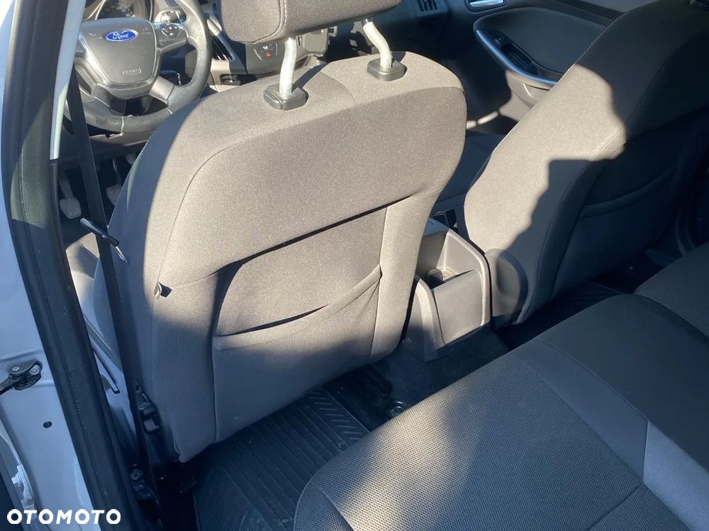 Ford Focus - 11
