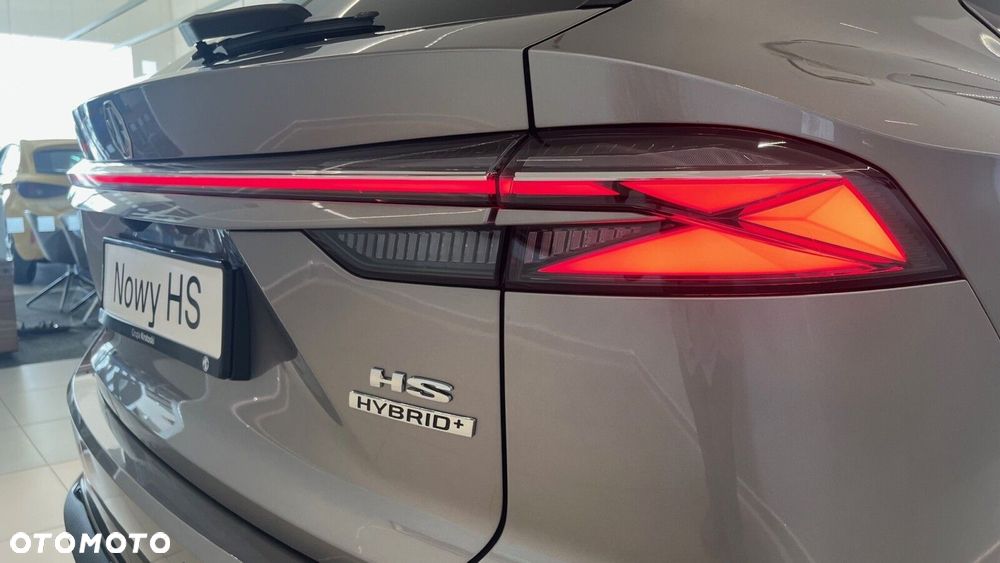MG HS Hybrid+ - 18
