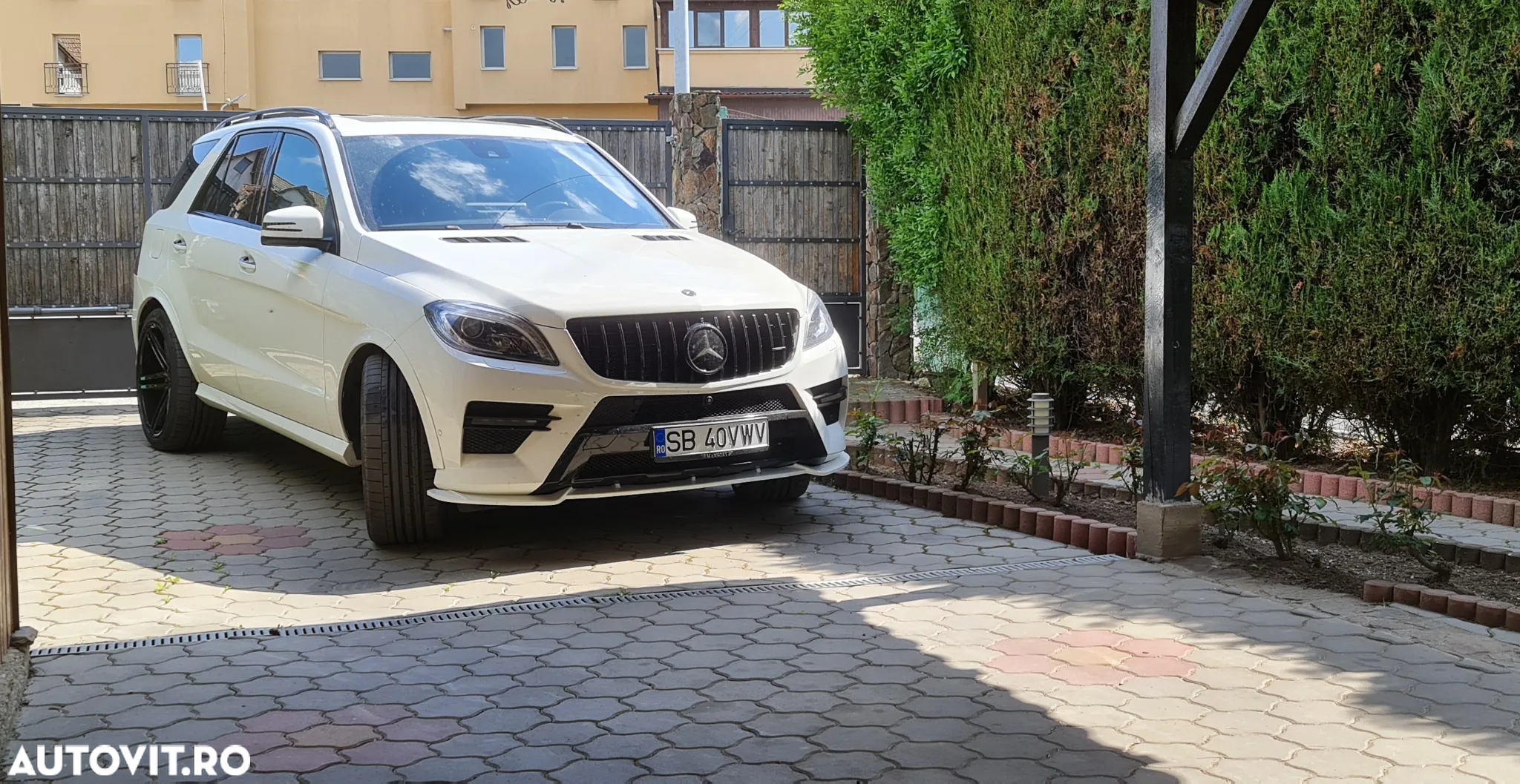 Mercedes-Benz ML 350 BlueTEC 4MATIC 7G-TRONIC - 37