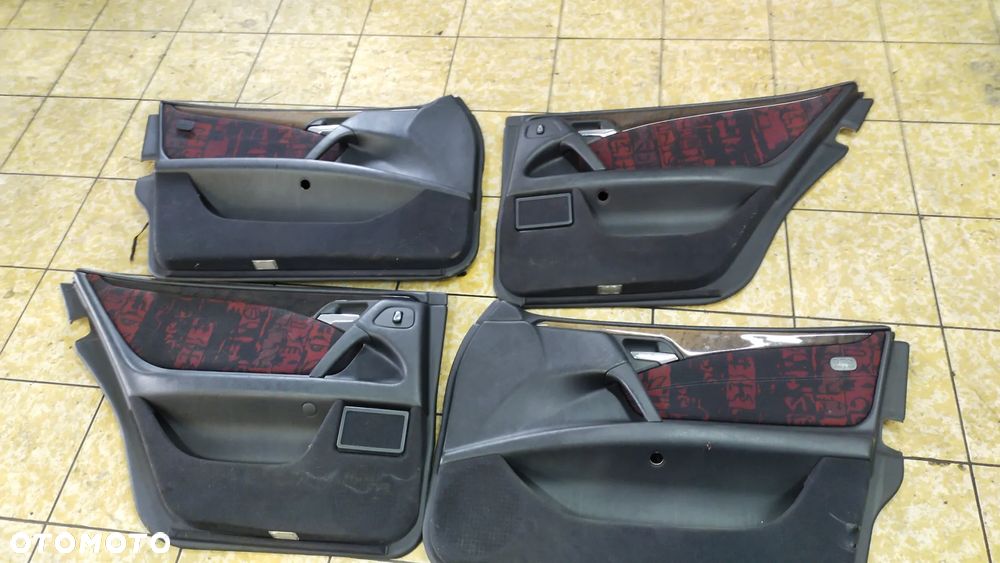 BOCZKI DRZWI KOMPLET SKÓRA DEKOR MERCEDES W211 - 1