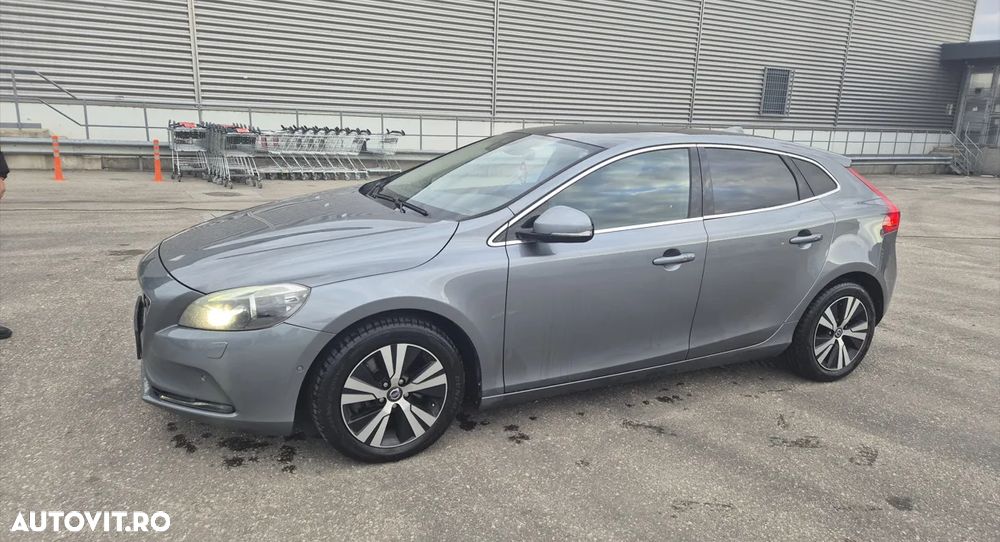 Volvo V40 D4 Summum - 12