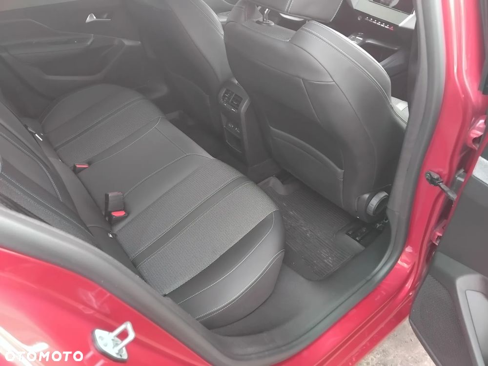 Peugeot 308 1.2 PureTech Allure Pack S&S EAT8 - 9