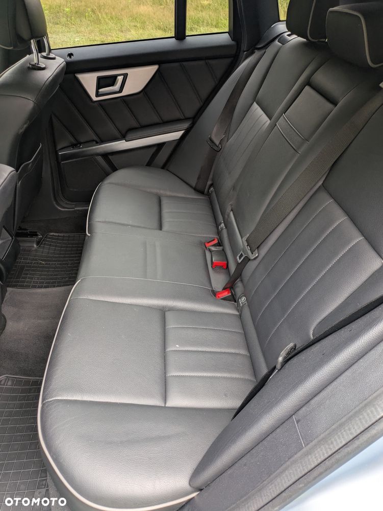Mercedes-Benz GLK 220 CDI DPF BlueEFFICIENCY 7G-TRONIC SPORT EDITION - 24
