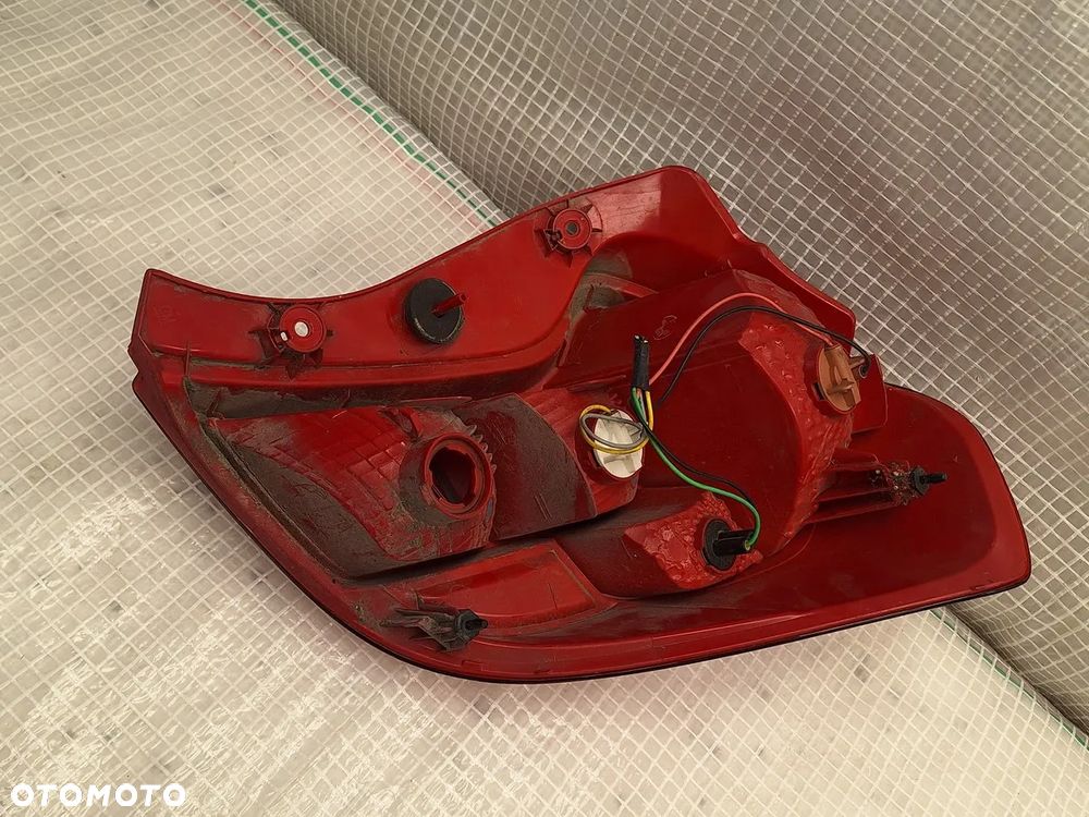 lampa tyl tylna lewa opel karl 2014-2019 42607396 europa orginal demontaz - 5