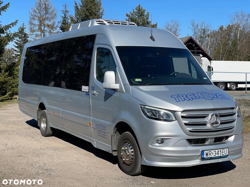 Mercedes-Benz Sprinter 519 907 - 4