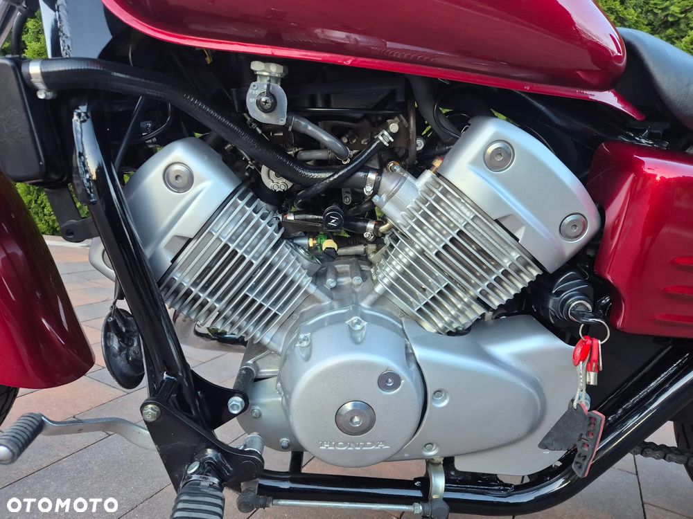 Honda Shadow - 13