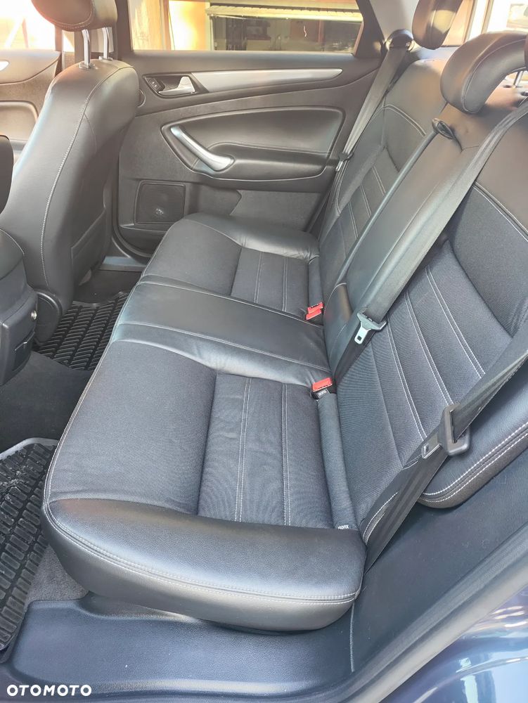 Ford Mondeo 2.0 TDCi Champions Edition - 12