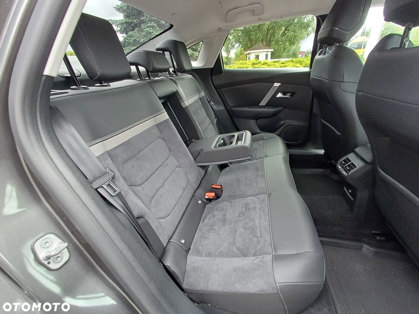 Citroën C4X 1.2 PureTech Max S&S EAT8 - 28
