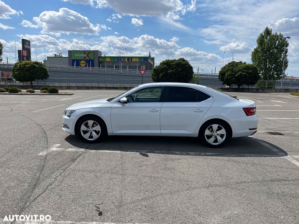 Skoda Superb 1.4 TSI ACT Ambition - 11
