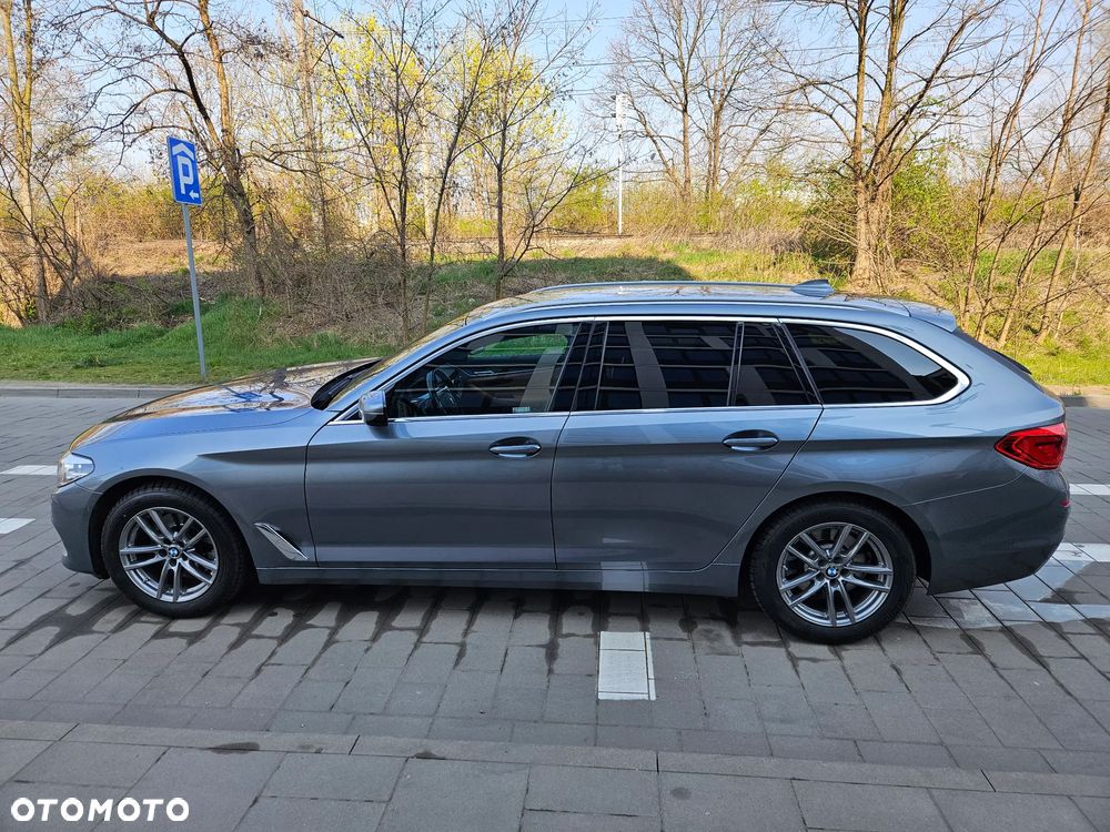 BMW Seria 5 520d xDrive Luxury Line - 17