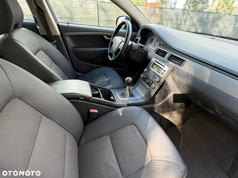 Volvo V70 2.0D Summum - 20