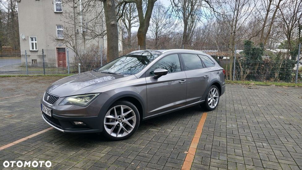 Seat Leon 2.0 TDI Start&Stop 4Drive XCELLENCE - 3