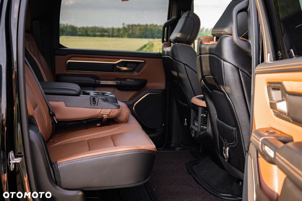 RAM 1500 5.7 Crew Cab Longhorn - 14