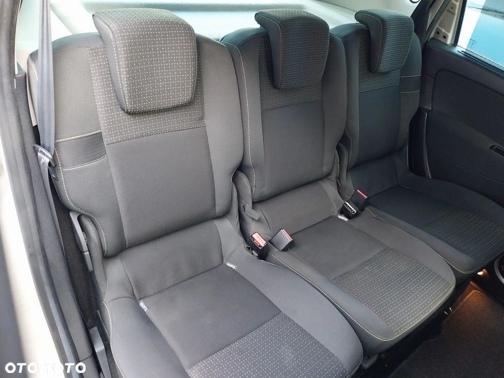 Renault Scenic 1.6 16V Confort Privilege - 8