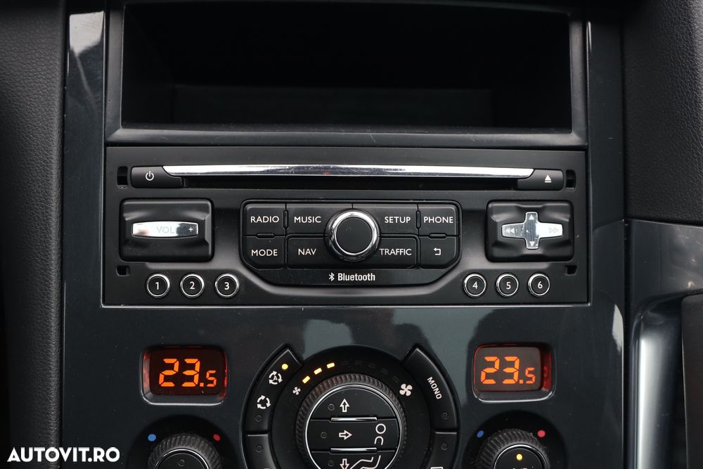 Peugeot 3008 HYbrid4 2.0 HDI FAP ETG + Electric - 25