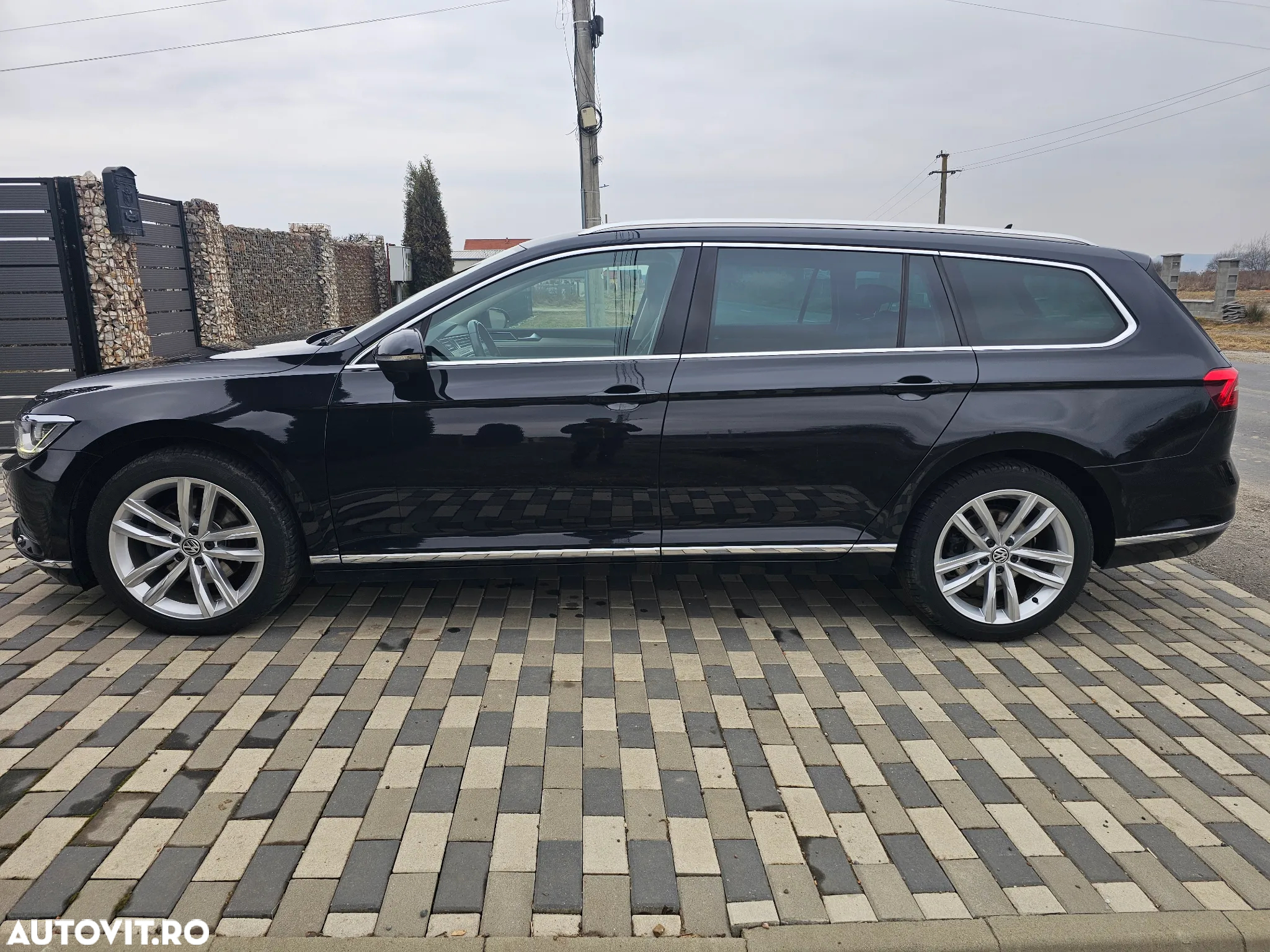 Volkswagen Passat Variant 2.0 TDI DSG Comfortline - 2