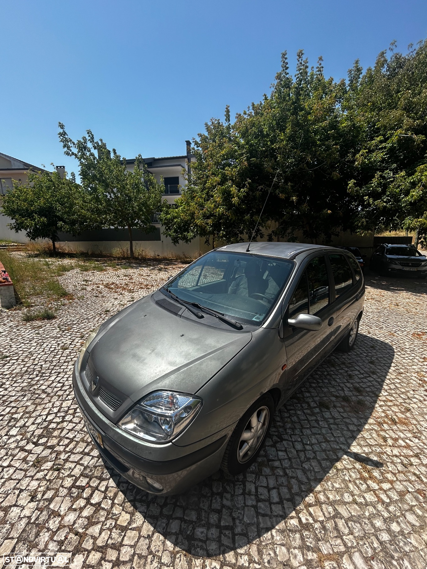 Renault Scénic 1.4 16V RXE AC - 2