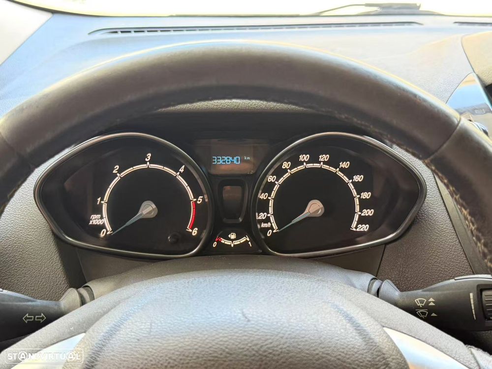 Ford Tourneo Courier 1.5 TDCi Titanium - 16