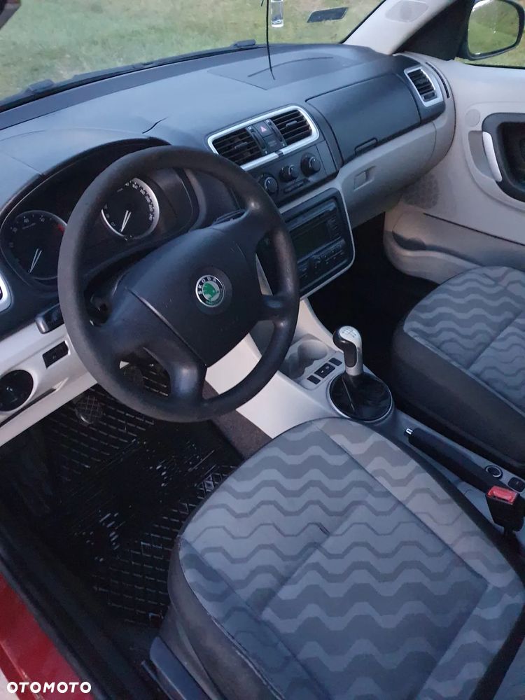 Skoda Roomster 1.4 16V - 10