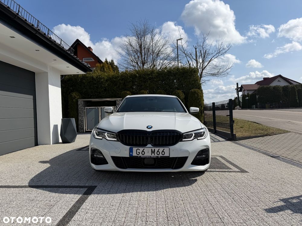 BMW Seria 3 320d Edition M Sport Shadow - 2