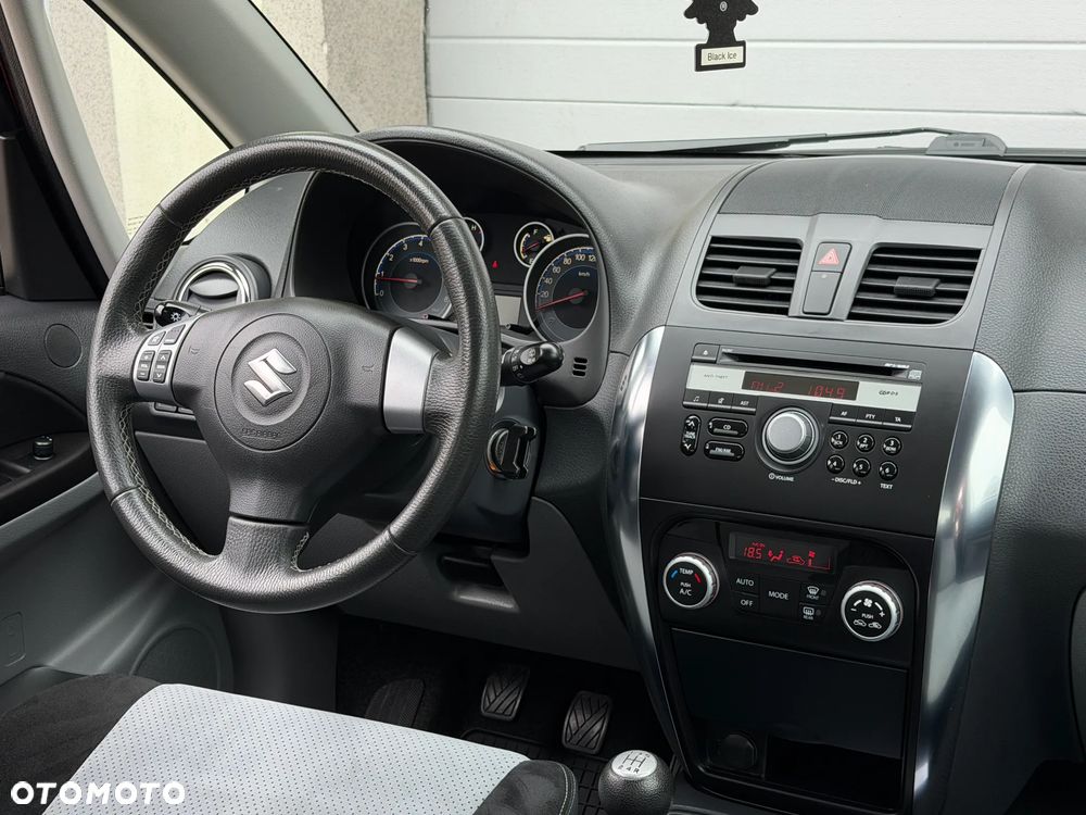 Suzuki SX4 1.6 VVT 4x4 Limited - 27