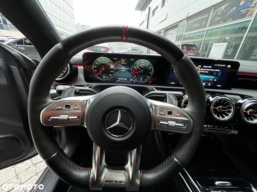 Mercedes-Benz CLA AMG 35 4-Matic 7G-DCT - 12