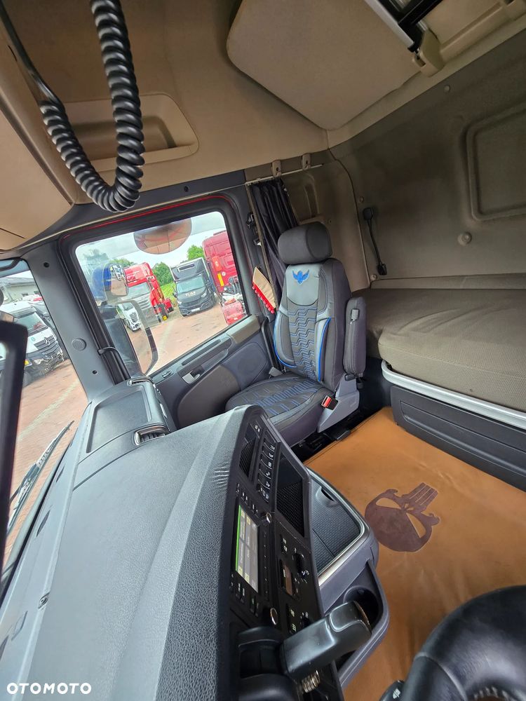 Scania R 450 6X2 BOOGIE CROWN EDITION - 28