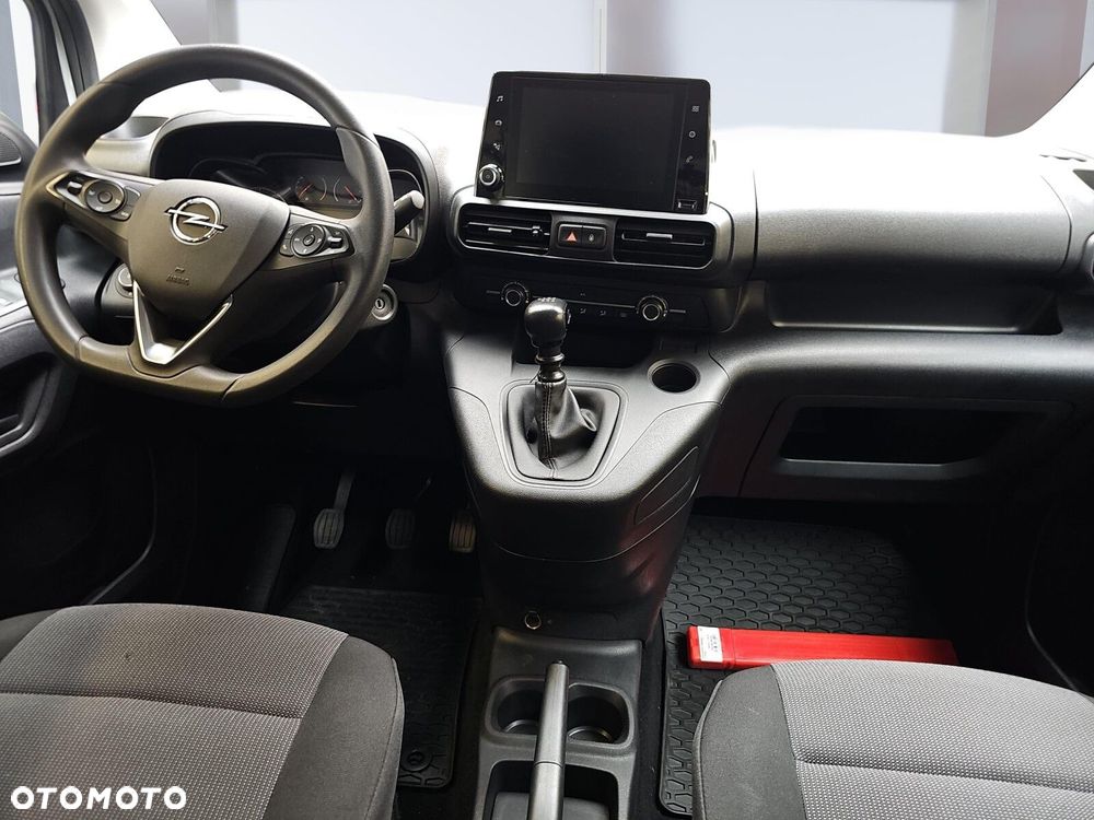 Opel Combo 1.5 DT Edition 102KM - 8