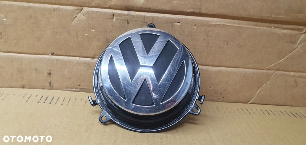 Klamka znaczek klapy bagażnika VW Golf V 3C5827469D - 5