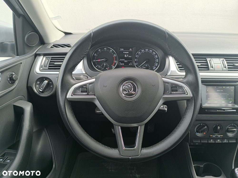 Skoda RAPID 1.2 TSI Ambition - 21