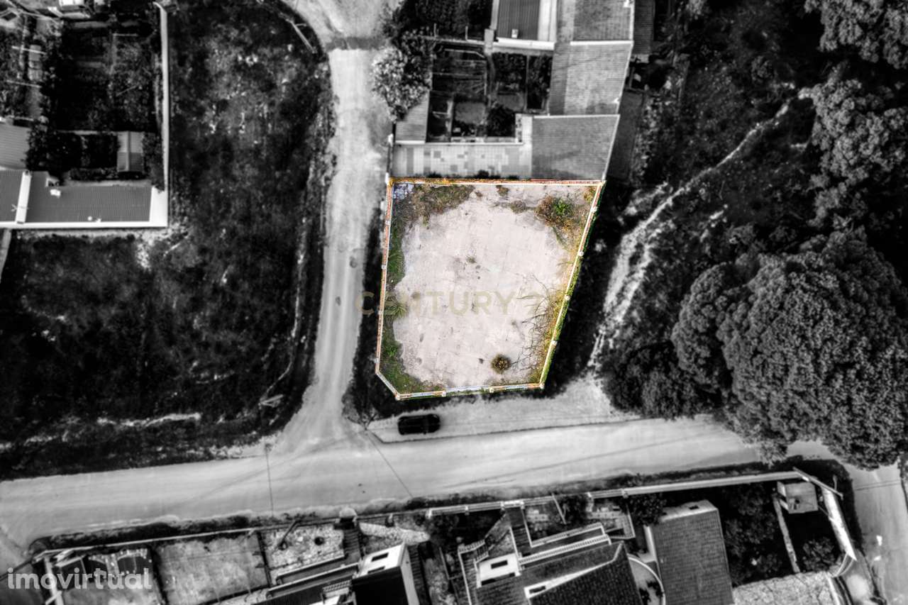 Terreno Urbano de 375m² na Quinta do Sapato, Paio Pires, Seixal - Grande imagem: 2/17