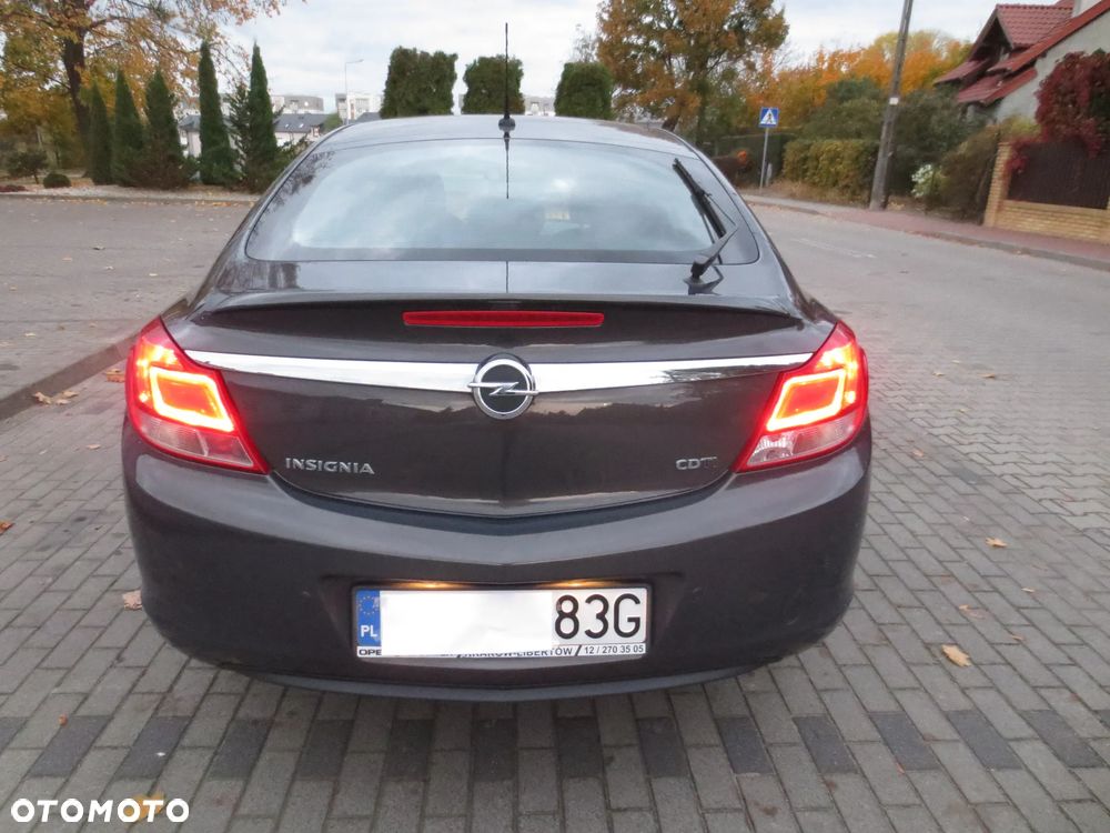 Opel Insignia 2.0 CDTI Edition - 3