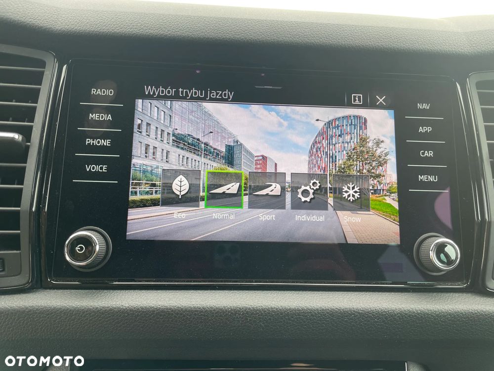 Skoda Kodiaq 2.0 TSI 4x4 Sportline DSG - 27