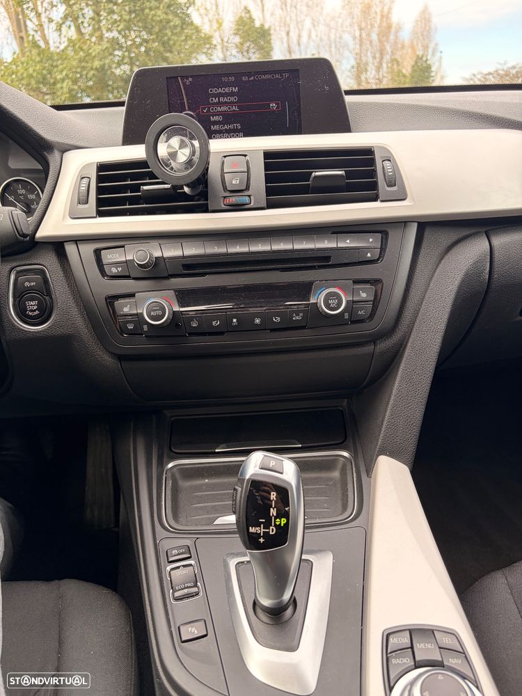 BMW 318 Gran Turismo d Aut. - 22