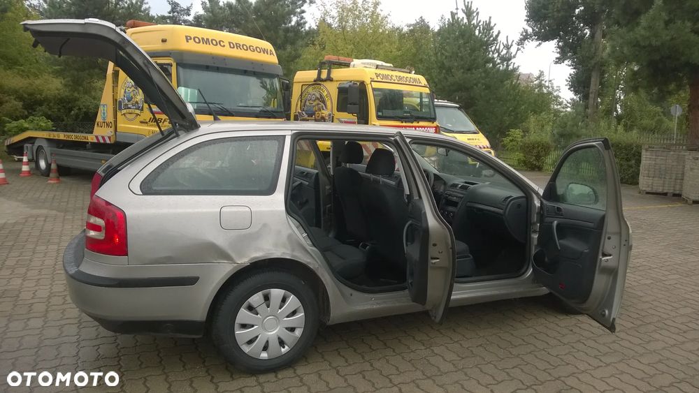 Skoda Octavia 1.6 Ambition - 20