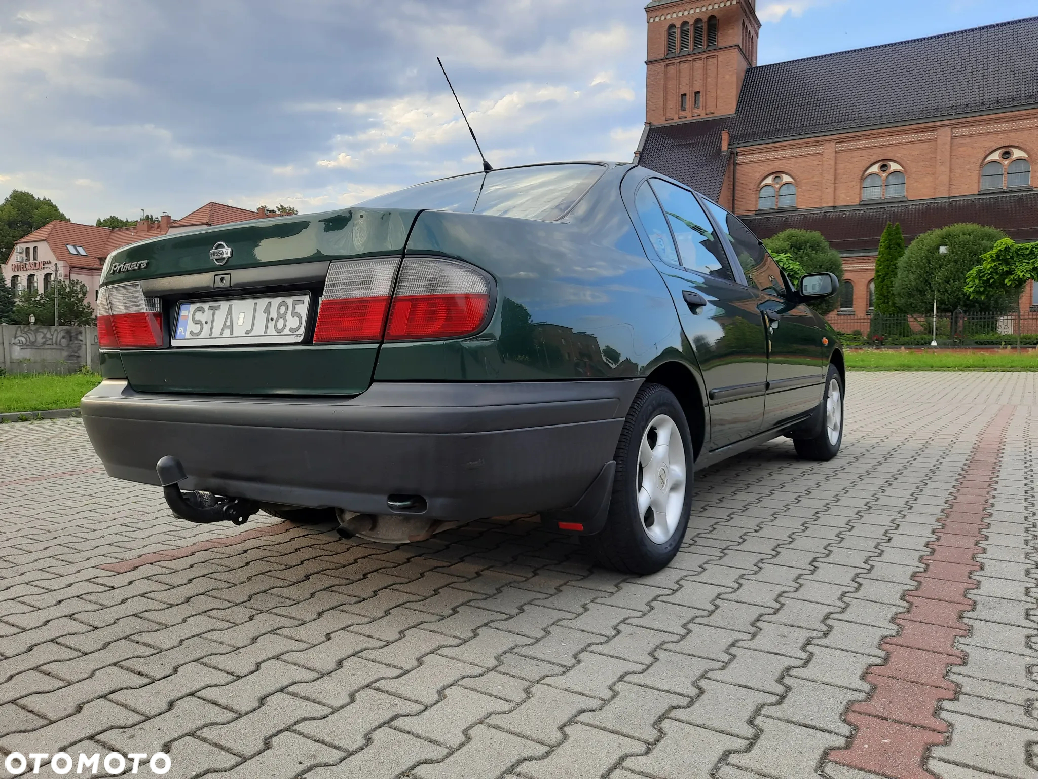 Nissan Primera 1.6 SLX (deu) - 5