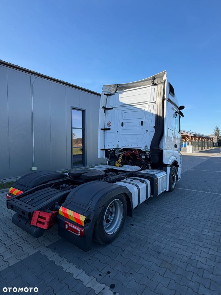 Mercedes-Benz Actros L 1851 Big Space Low Deck - 11