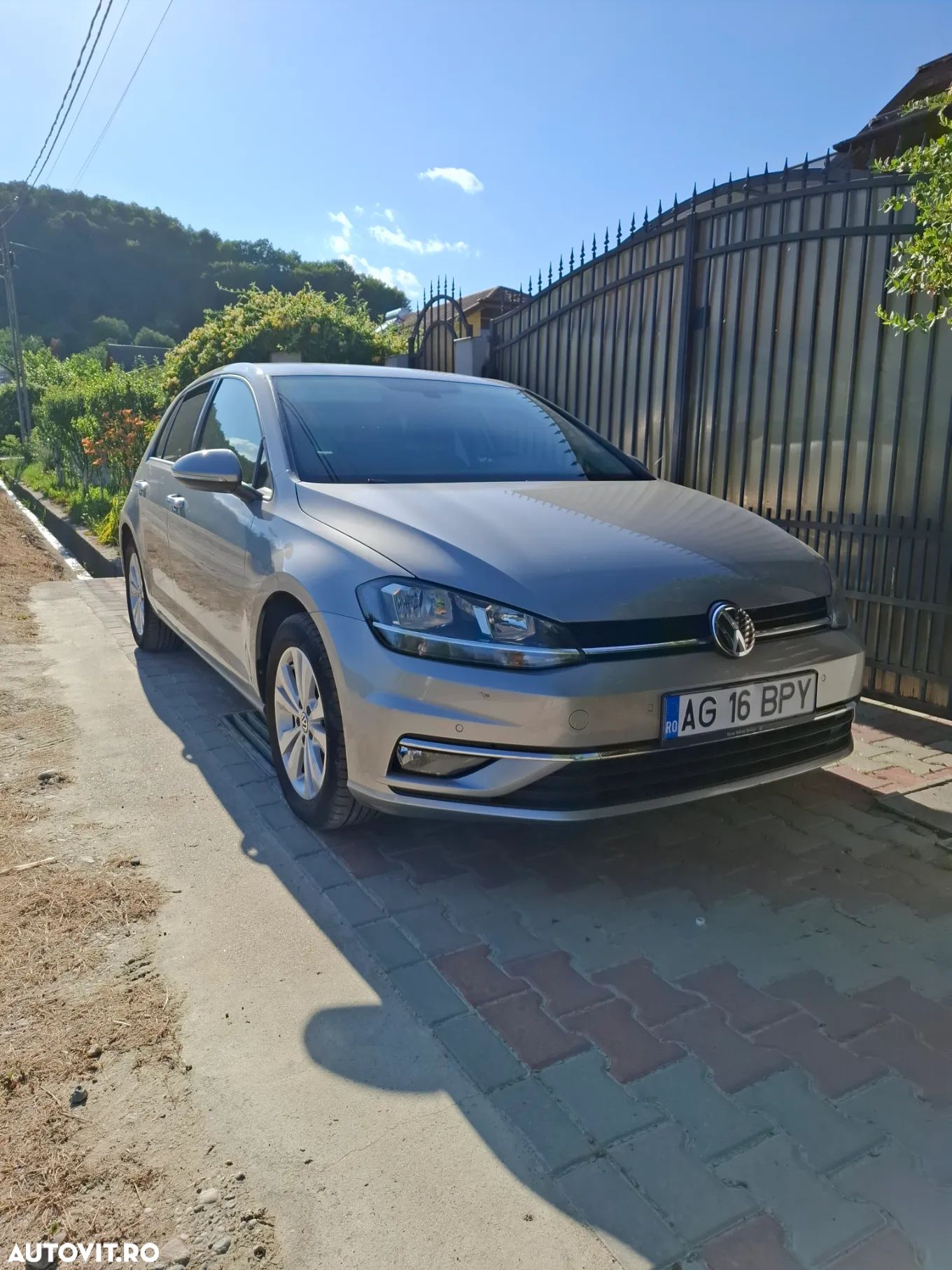 Volkswagen Golf 1.0 TSI Comfortline - 1