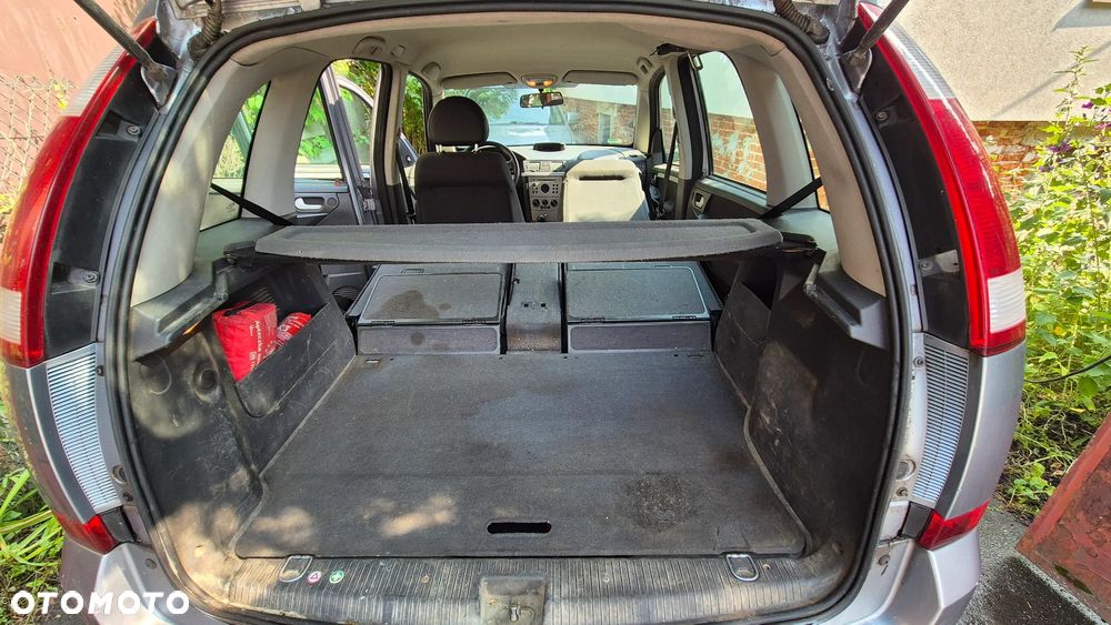 Opel Meriva 1.6 16V Essentia - 21