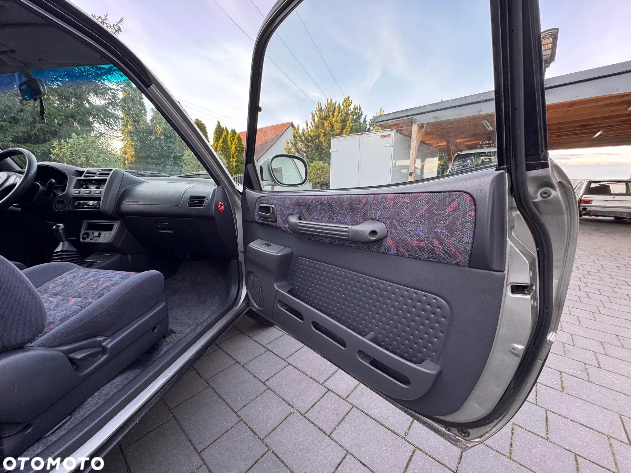 Toyota RAV4 2.0 - 21