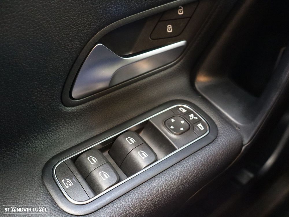 Mercedes-Benz A 250 e Style Plus - 18