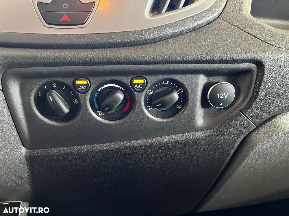 Ford Transit - 13